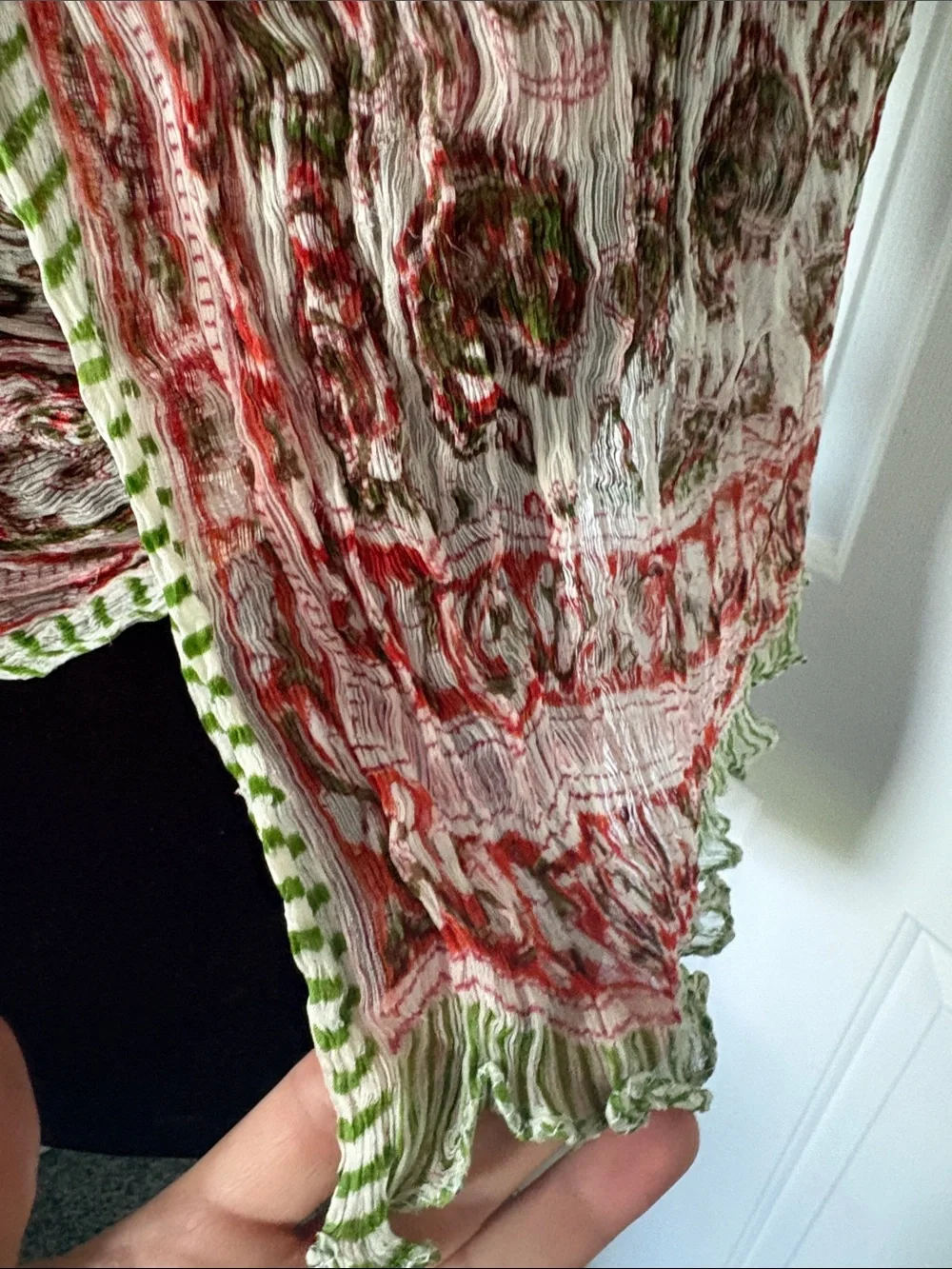 Art Studio NWT handcrafted Paisley Print Scarf.